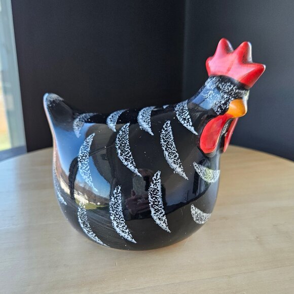 La dolce Vita Henhouse Collection Ceramic Chicken - Picture 1 of 10